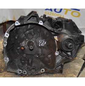 КПП Рено Кліо передній стартер, без датчика швидкості б/в (JB1513)