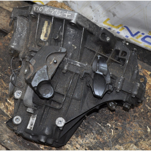 КПП 6-ти ступ. 1.5 dсi Рено Лагуна 3 бв 7701700563, TL4A013